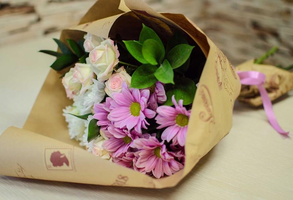 Букет цветов из: Розы и Хризантемы в Донино