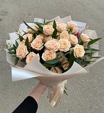 Букет Кремовые розы Латте в Донино