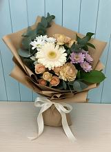 Букет цветов из:  Герберы и Хризантемы в Донино