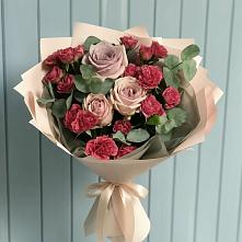 Букет цветов из:  Гвоздики и Розы в Донино