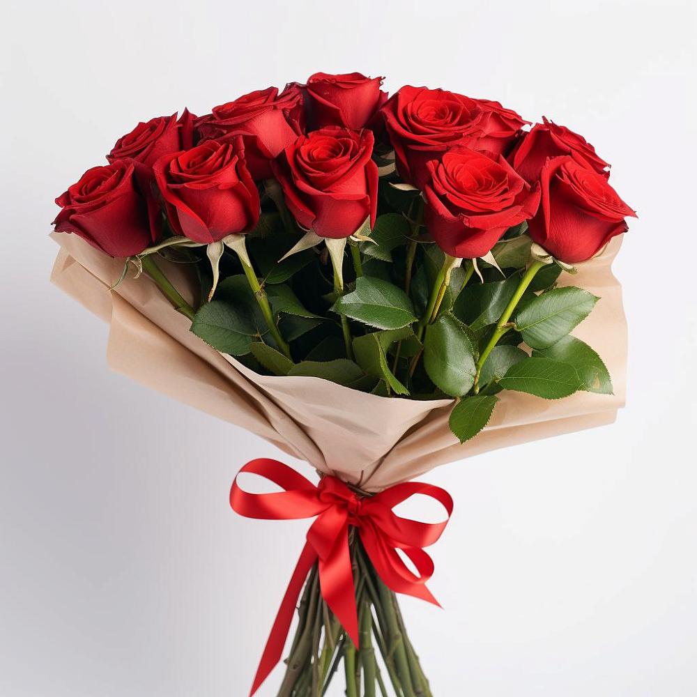 Букет 11 Красных роз Эдлесс Лав в Донино